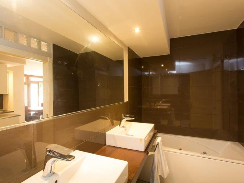 Chalet en venta  en Calle Montemayor, Marbella