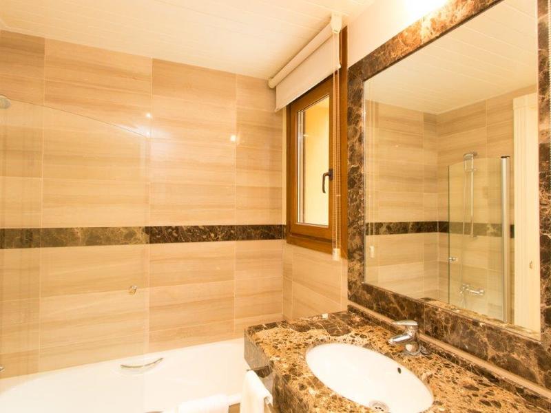 Chalet en venta  en Calle Montemayor, Marbella