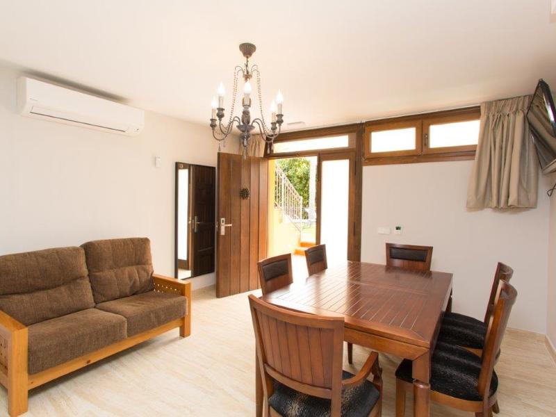 Chalet en venta  en Calle Montemayor, Marbella