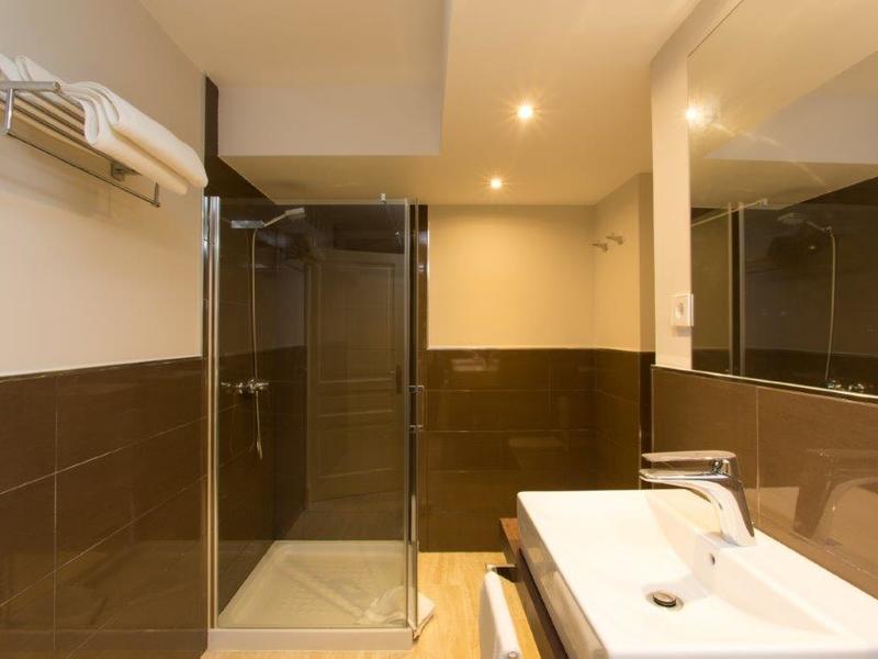 Chalet en venta  en Calle Montemayor, Marbella