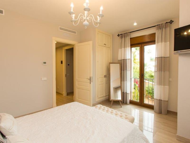 Chalet en venta  en Calle Montemayor, Marbella