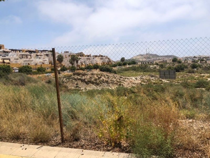 Suelo en venta  en Calle LAS PITAS, Vera