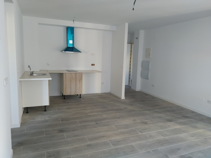 Apartamento en venta  en Avenida DELS PINARS, Valencia