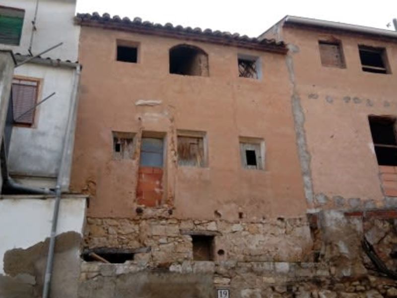 Casa en venta  en Calle TRAVESSERA DE SANT MIGUEL 2 BAJ 0, Vinebre