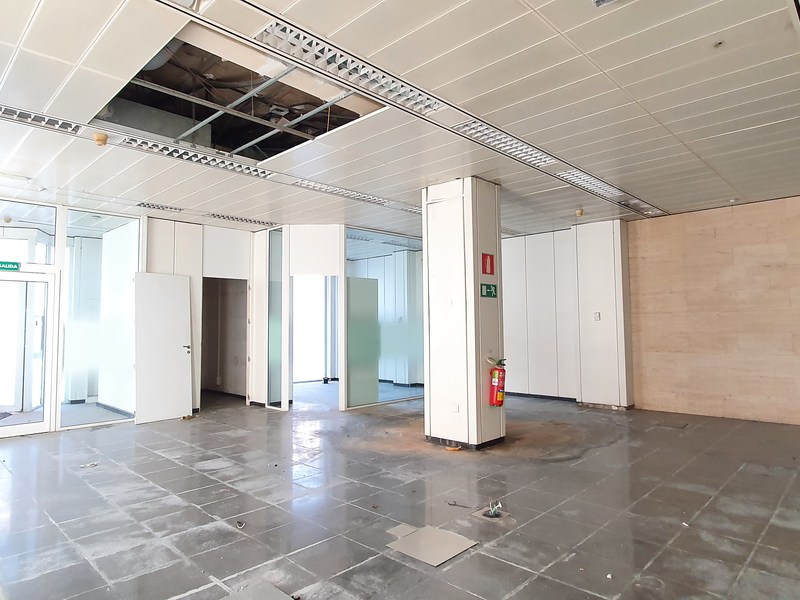 Local en venta  en Avenida LLEVANT, Beniparrell