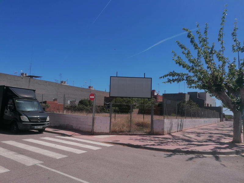 Suelo en venta  en Calle JOSE ITURBI, Alquerías del Niño Perdido