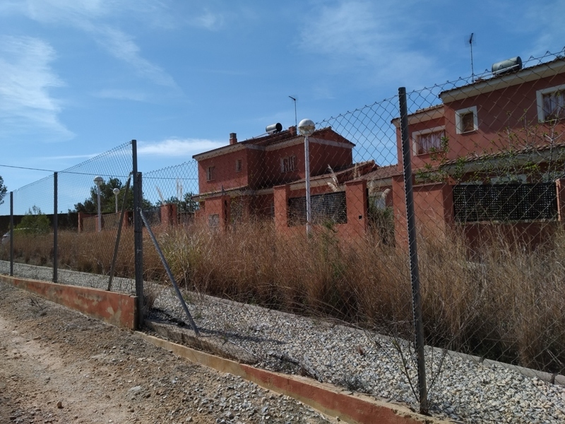 Edificio - Residencial en venta  en Calle BON VENT, D´ESCALA I CORDA, Montserrat Edificio - Residencial en venta  en Calle BON VENT, D´ESCALA I CORDA, Montserrat