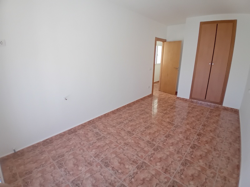 Chalet adosado en venta  en Calle RAMON RUBIAL, Castell de Castells