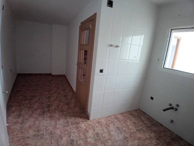 Chalet adosado en venta  en Calle RAMON RUBIAL, Castell de Castells
