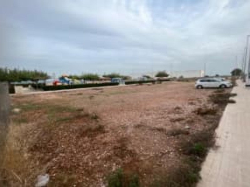 Suelo en venta  en Calle ENRIQUE GINER, Nules