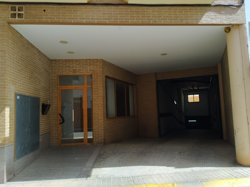 Parking en venta  en Calle LLAURADORS I RAMADERS ESQ.REIS CATÓLICS, Real