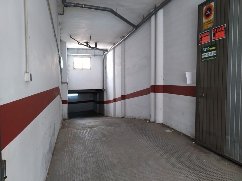 Parking en venta  en Calle LLAURADORS I RAMADERS ESQ.REIS CATÓLICS, Real
