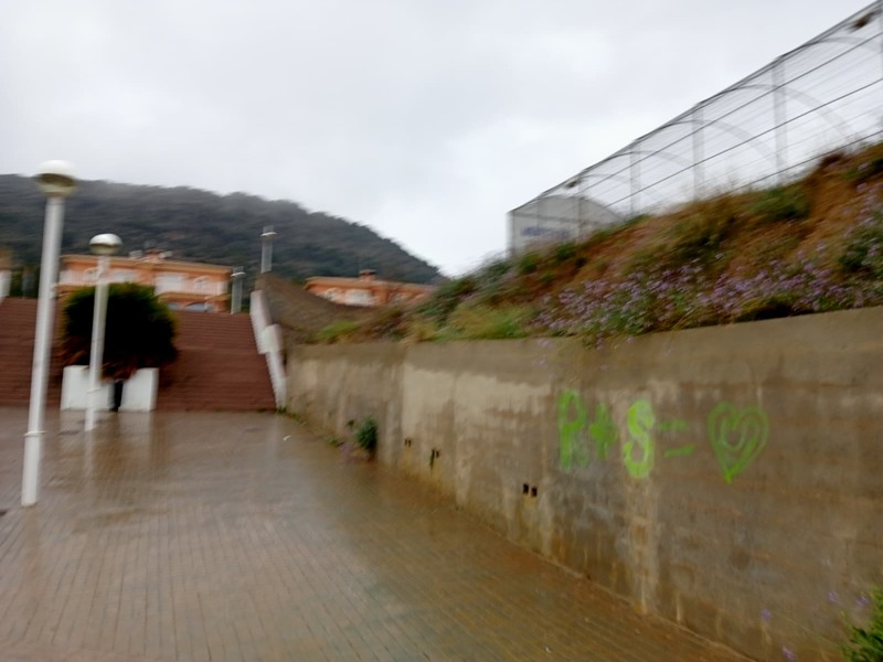 Suelo en venta  en Calle JUAN ANTONIO GÓMEZ TRENOR, Montserrat