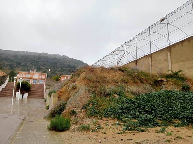 Suelo en venta  en Calle JUAN ANTONIO GÓMEZ TRENOR, Montserrat