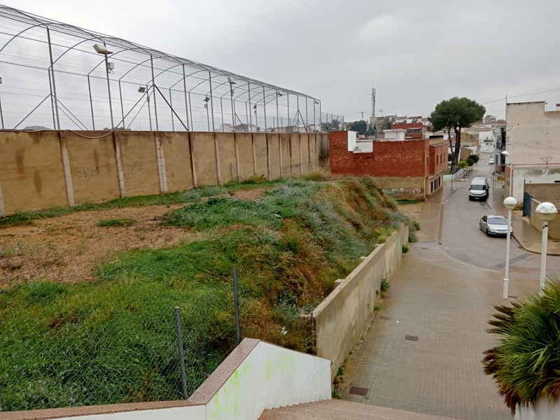 Suelo en venta  en Calle JUAN ANTONIO GÓMEZ TRENOR, Montserrat