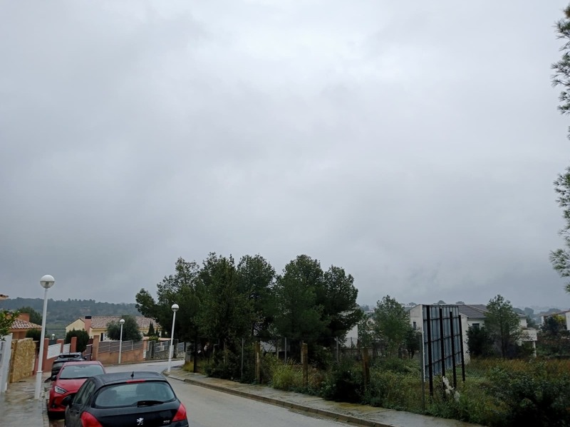 Suelo en venta  en Calle RIU TURIA, Montserrat