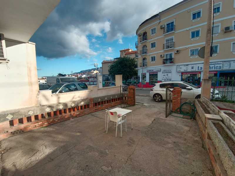 Casa en venta  en Avenida REINA SOFIA, Coín