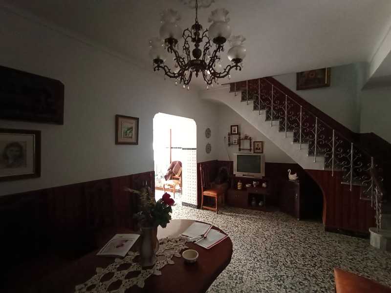 Casa en venta  en Avenida REINA SOFIA, Coín