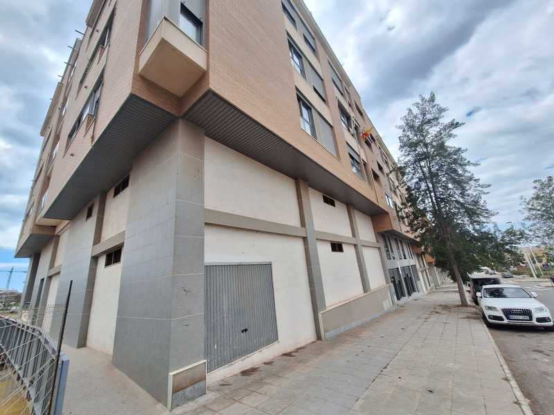 Local en venta  en Calle LERIDA, Santa Pola