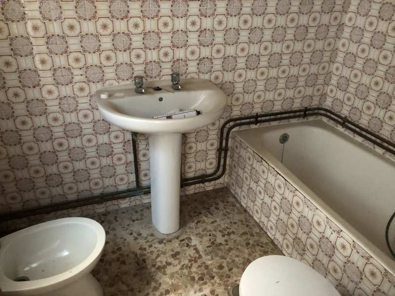 Casa en venta  en Calle PUERTOLLANO, Argamasilla de Calatrava