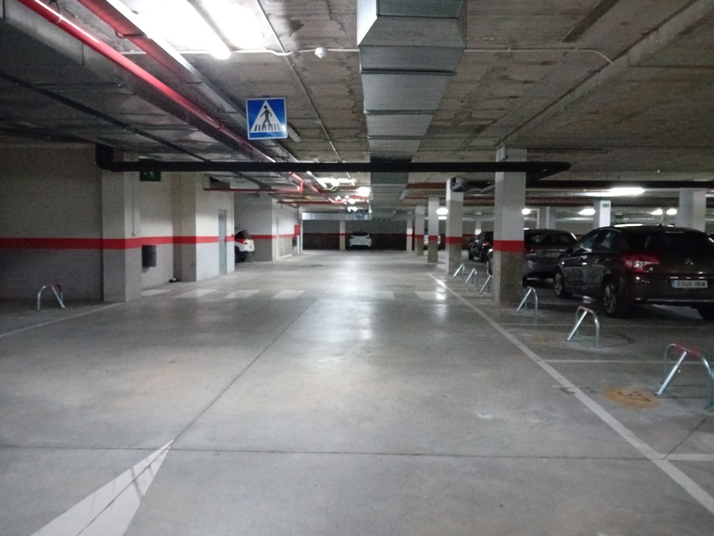 Local en venta  en Calle CUEVA DE VIERA, Antequera