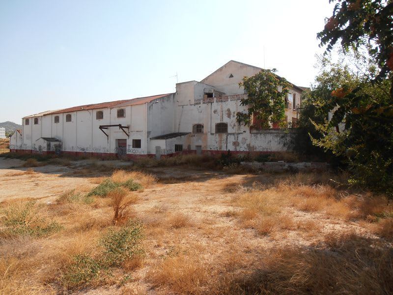 Industrial en venta  en Monóvar  / Monòver