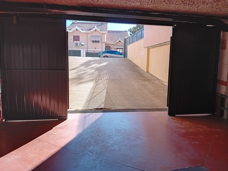 Parking en venta  en Calle MADRID, Serranillos del Valle