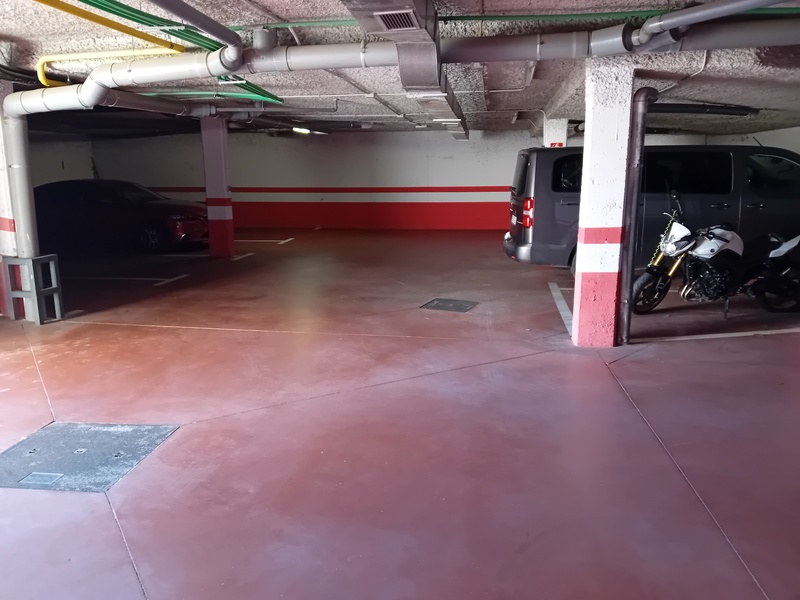 Parking en venta  en Calle MADRID, Serranillos del Valle