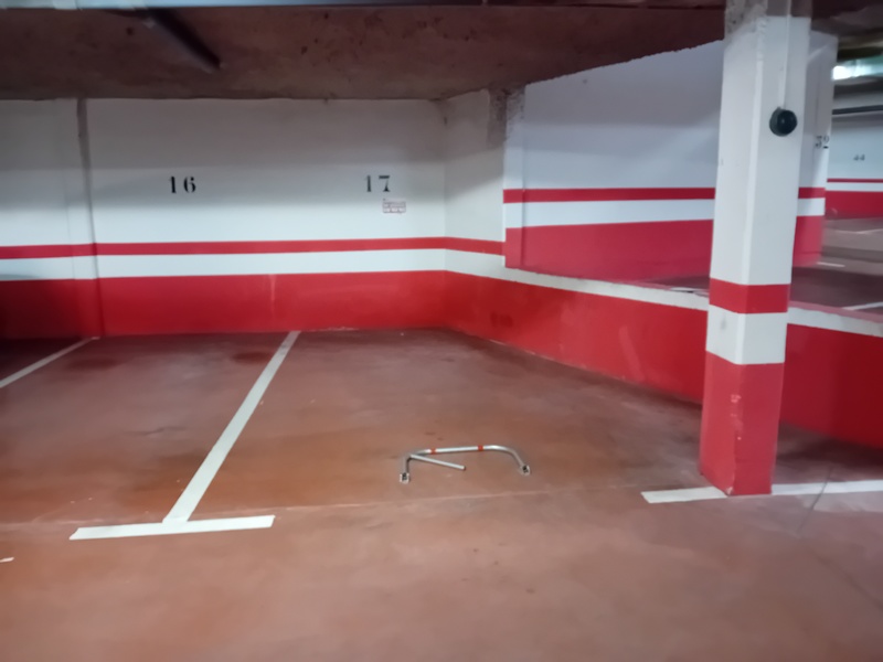 Parking en venta  en Calle MADRID, Serranillos del Valle