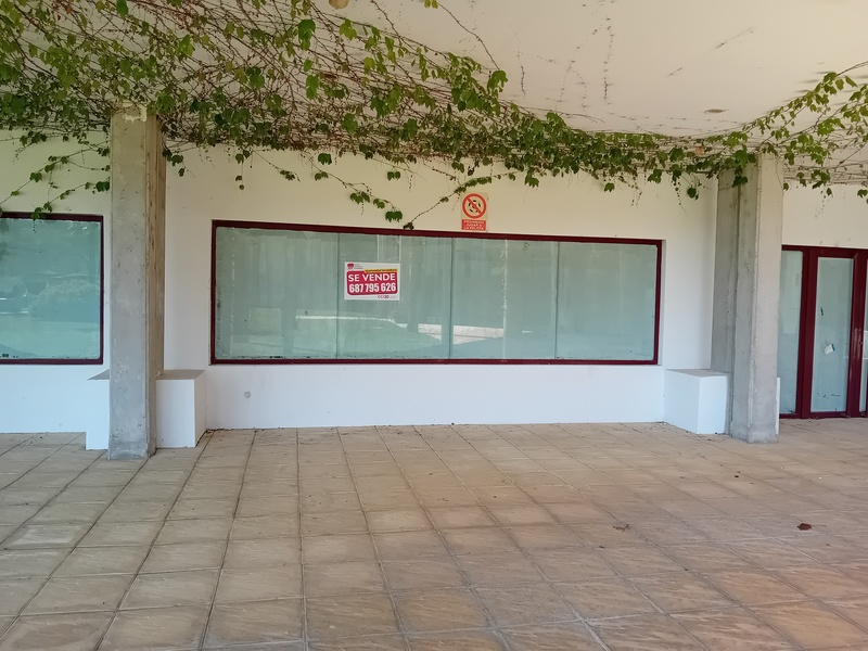 Local en venta  en Urbanización PARQUE BOTANICO, Benahavís Local en venta  en Urbanización PARQUE BOTANICO, Benahavís