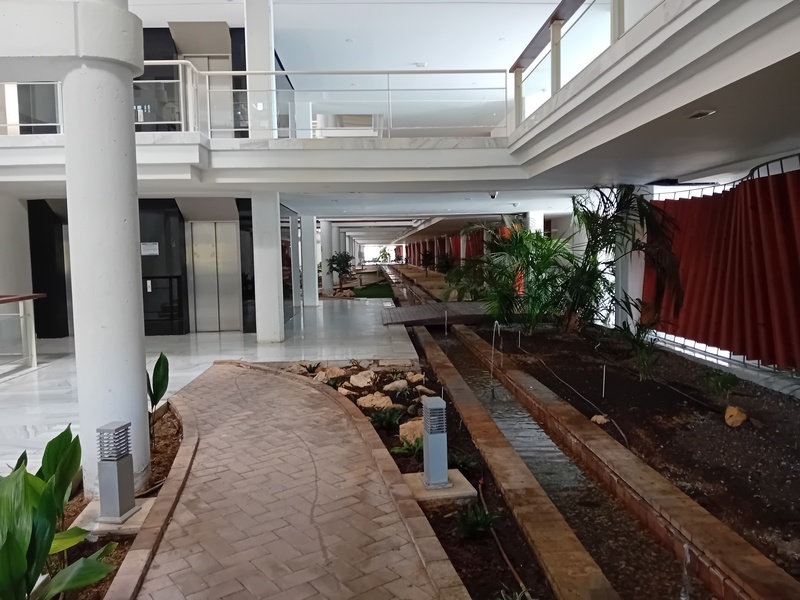 Local en venta  en Urbanización PARQUE BOTANICO, Benahavís Local en venta  en Urbanización PARQUE BOTANICO, Benahavís