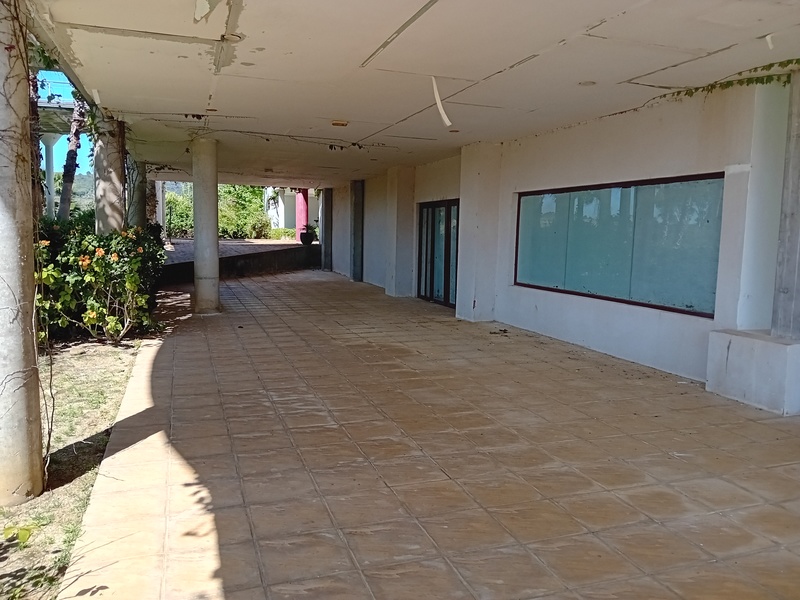 Local en venta  en Urbanización PARQUE BOTANICO, Benahavís Local en venta  en Urbanización PARQUE BOTANICO, Benahavís