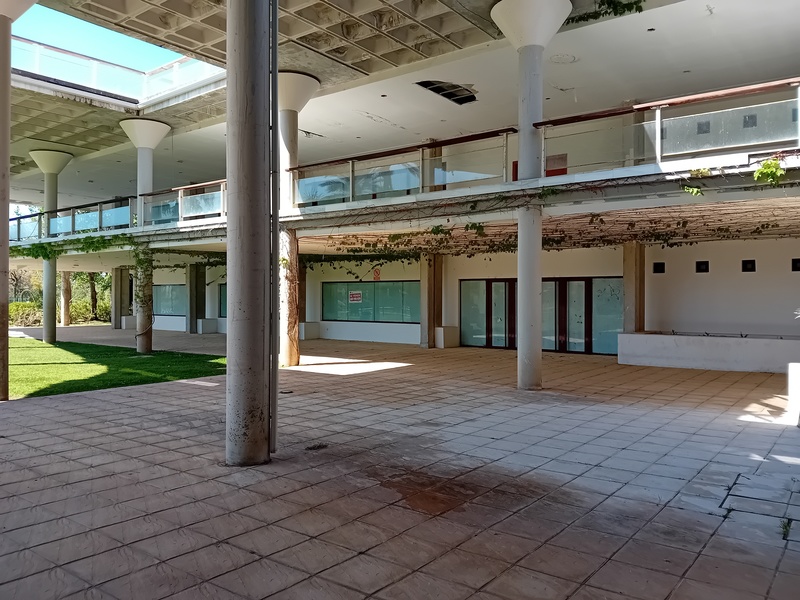 Local en venta  en Urbanización PARQUE BOTANICO, Benahavís Local en venta  en Urbanización PARQUE BOTANICO, Benahavís