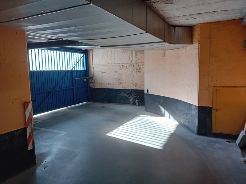 Parking en venta  en Calle JOSE ARCONES GIL, Madrid Capital Parking en venta  en Calle JOSE ARCONES GIL, Madrid Capital