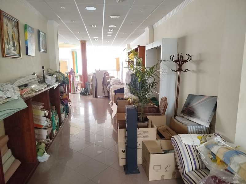 Local - 1ª línea comercial en venta  en Calle Diego Caparros, Vera Local - 1ª línea comercial en venta  en Calle Diego Caparros, Vera