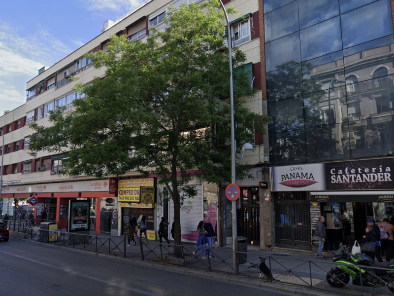 Edificio - Oficinas en venta  en Avenida Albufera, Madrid Capital
