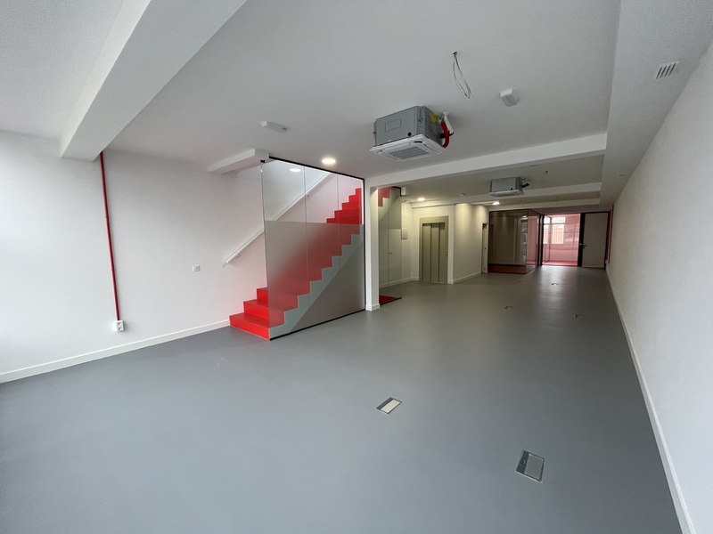 Edificio - Oficinas en venta  en Avenida Albufera, Madrid Capital