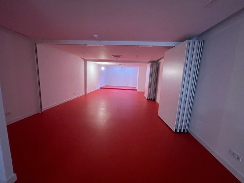 Edificio - Oficinas en venta  en Avenida Albufera, Madrid Capital