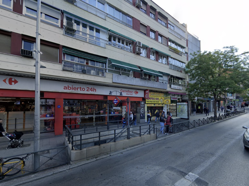 Edificio - Oficinas en venta  en Avenida Albufera, Madrid Capital