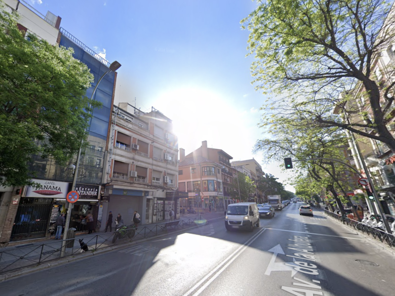 Edificio - Oficinas en venta  en Avenida Albufera, Madrid Capital