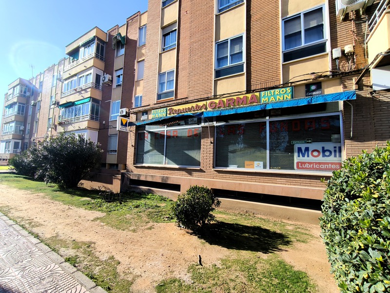 Local en venta  en Ronda LA MATA, Ciudad Real