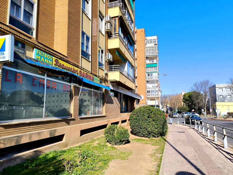 Local en venta  en Ronda LA MATA, Ciudad Real
