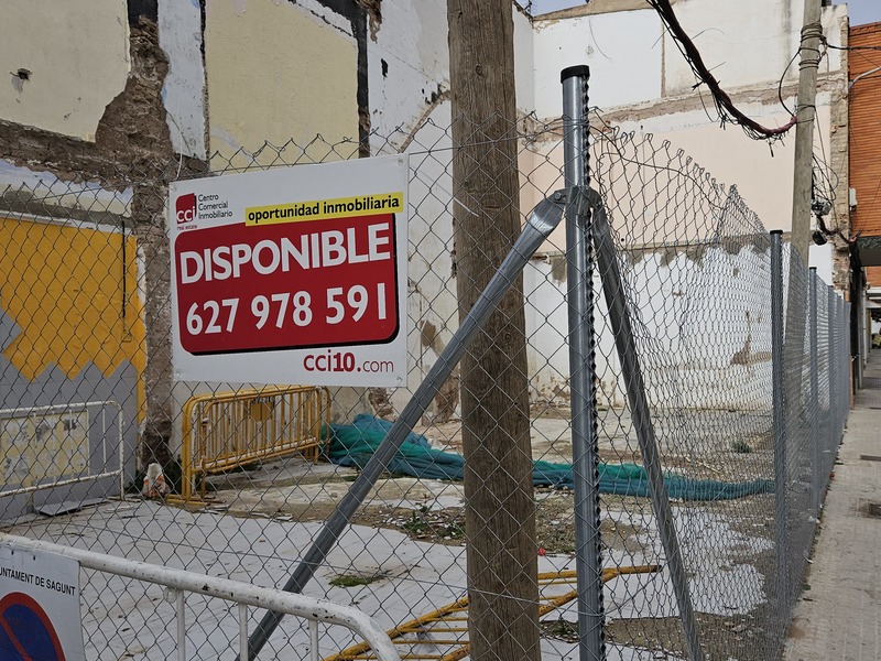 Suelo en venta  en Calle PALANCIA ESQUINA CON LUIS VIVES, Sagunto / Sagunt Suelo en venta  en Calle PALANCIA ESQUINA CON LUIS VIVES, Sagunto / Sagunt