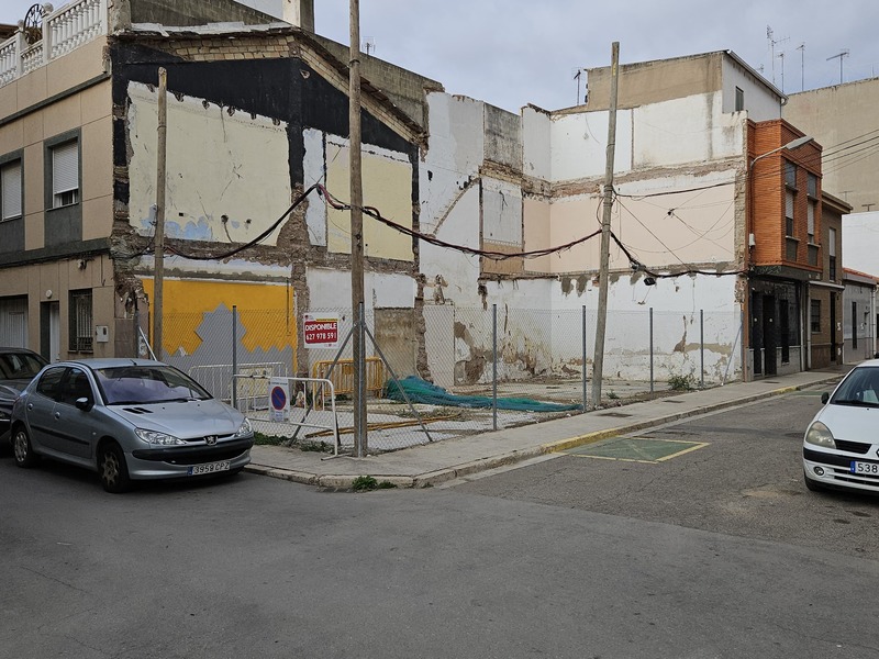 Suelo en venta  en Calle PALANCIA ESQUINA CON LUIS VIVES, Sagunto / Sagunt Suelo en venta  en Calle PALANCIA ESQUINA CON LUIS VIVES, Sagunto / Sagunt
