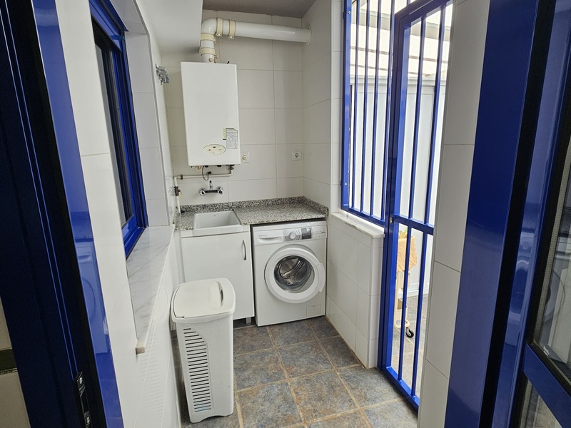 Chalet adosado en venta  en Calle Ben Açat, Sagunto / Sagunt Chalet adosado en venta  en Calle Ben Açat, Sagunto / Sagunt