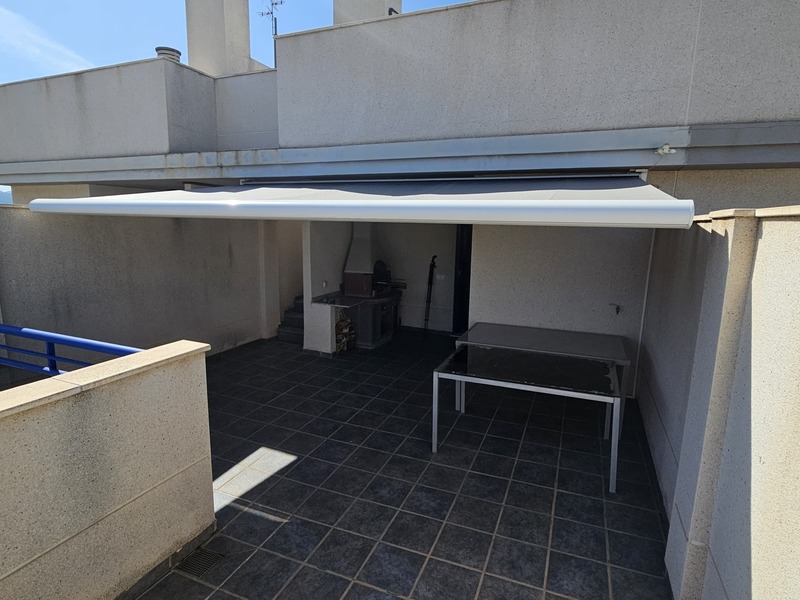 Chalet adosado en venta  en Calle Ben Açat, Sagunto / Sagunt Chalet adosado en venta  en Calle Ben Açat, Sagunto / Sagunt