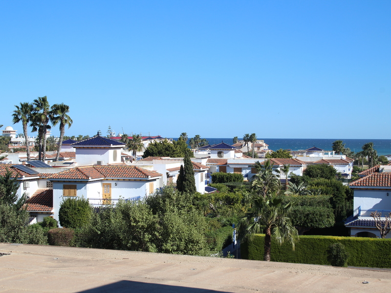 Apartamento en venta  en Calle Jacaranda (“RESIDENCIAL PUERTA DE ORIENTE” ), Vera
