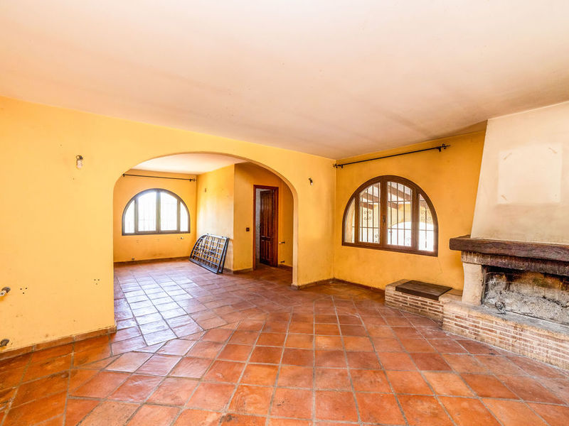 Chalet en venta  en Calle Partida Almassil, Finestrat