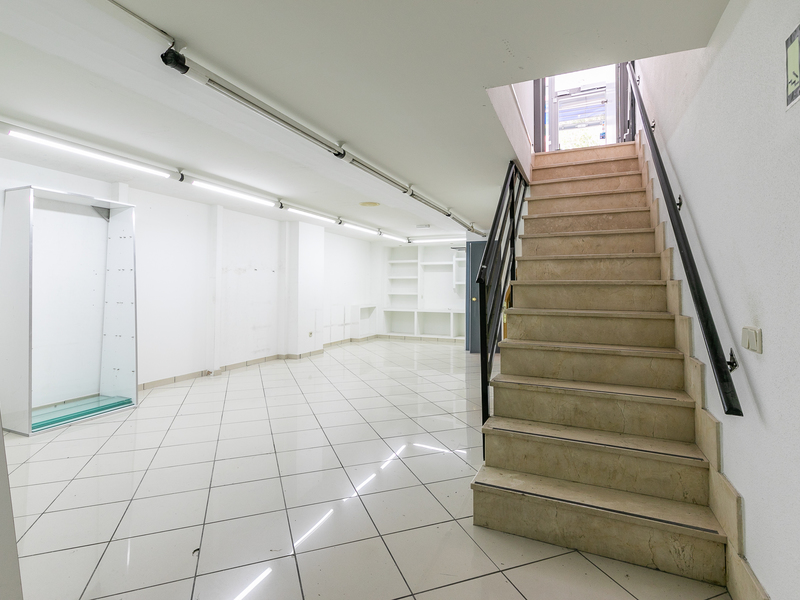 Local en venta  en Calle Doctor Michavila, Coslada