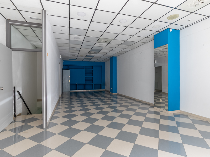 Local en venta  en Calle Doctor Michavila, Coslada